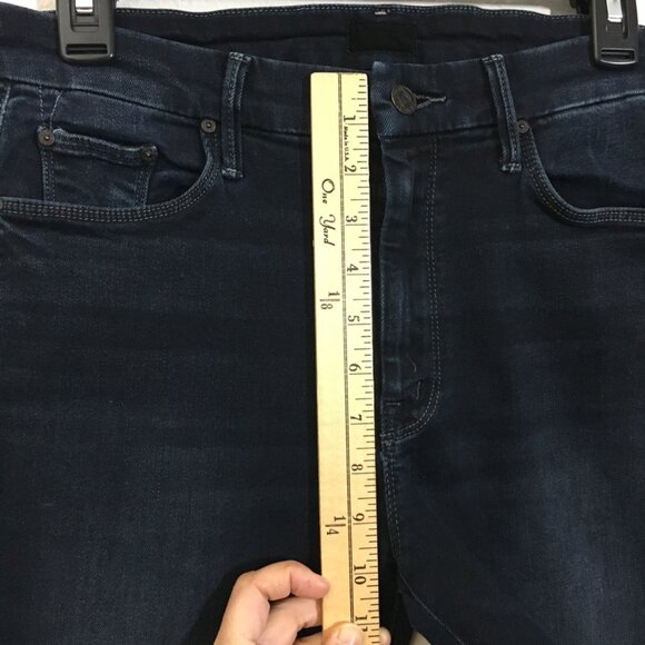 MOTHER High Waisted Looker Ankle Fray in Last Call Wash Size 29 Dark Blue - Picture 5 of 14